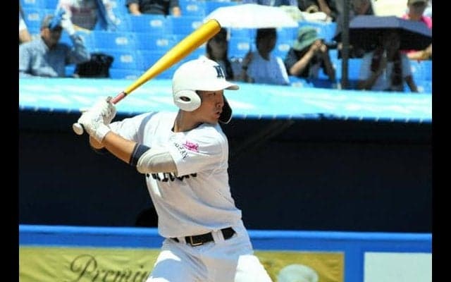 あと一歩、帝京追いつめた日大豊山　立役者は努力家の6番打者