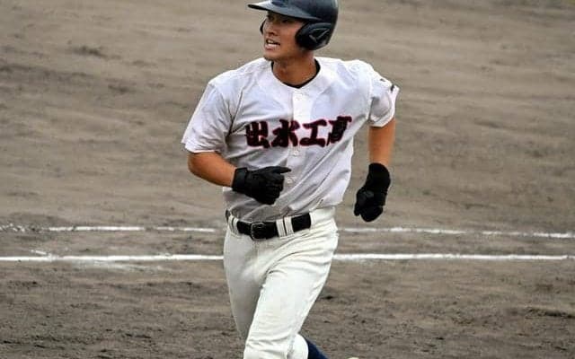 今大会2打席にすべてぶつけた　「代打の切り札」出水工の海江田選手