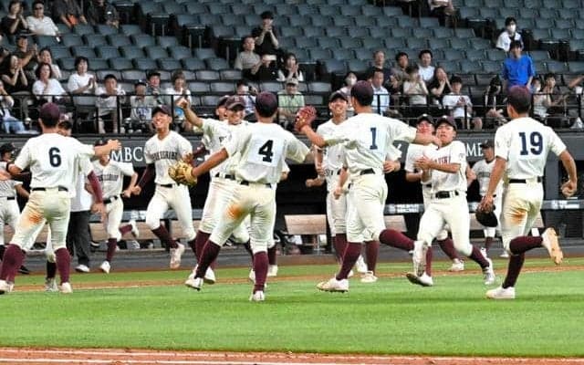 旭川志峯が3年ぶり11度目の夏の甲子園出場　白樺学園との接戦制す