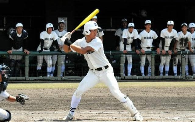 最初で最後の打席は「恩返し」　昨夏甲子園2安打の掛川西・石川選手