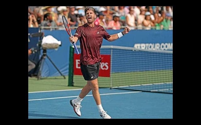  第2シードに逆転勝ちで16強 