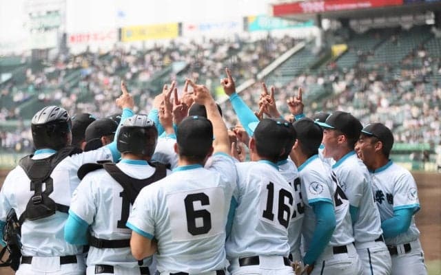 山梨学院が逆転勝利で優勝！2季連続で甲子園へ！【2025年夏高校野球】