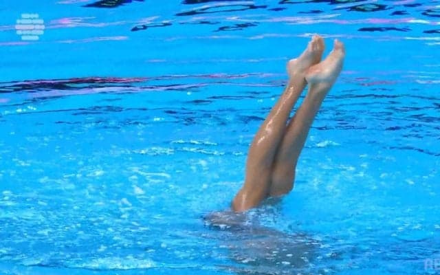 斜めってる方が難しい！世界水泳AS、解説者も「本当に感心させられる」とベタ褒めした中国の新鋭17歳が見せつけた“アンバランス”な高速回転