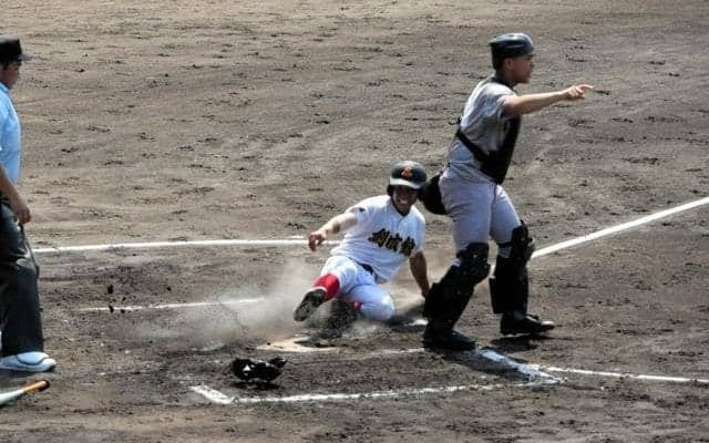 九州文化学園、海星の猛追振り切り4強　高校野球長崎大会