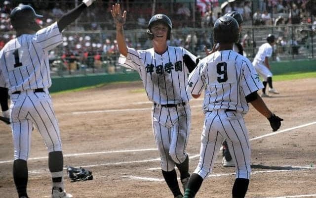 昨夏代表の菰野が準決勝敗退　津田学園が決勝へ　高校野球三重大会