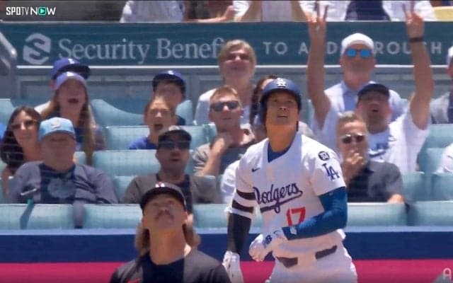 これぞ大谷翔平の「バットフリップ」 ドジャース公式、衝撃37号弾で“たった一文の”粋な投稿に「もはや芸術」「クール！」