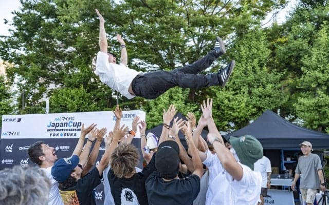 長年追い求めてきた悲願の初優勝を成し遂げた磯谷匠「マイナビ Japan Cup Yokosuka 2025」BMXフリースタイル・フラットランド種目