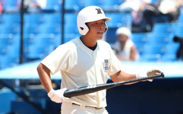 日大三が11得点大勝！｢誰よりもバット振ってきた｣4番が2安打3打点で4強導く【西東京】