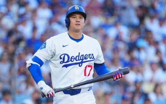 HR打った大谷の「左腕に何かついてる」　黒い物体にファン驚き「前代未聞すぎる」