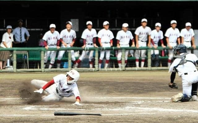 初の4強ならず、41年ぶり8強の富士東　高校野球・静岡大会