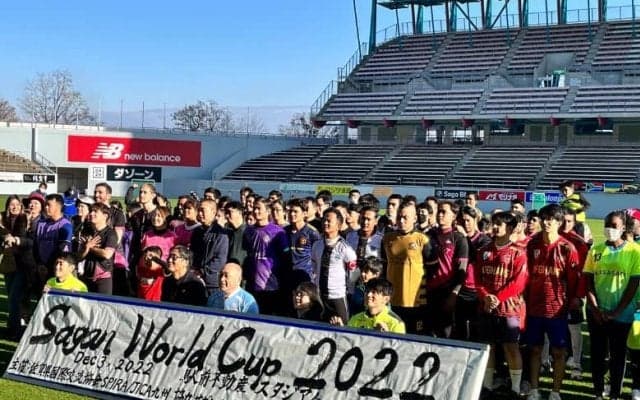 F・トーレスの使ったロッカーで着替えサガン鳥栖のピッチで試合！大好評のフットサルW杯が佐賀県にもたらすもの