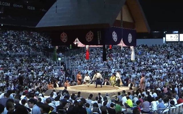 「気になって仕方がない」「一人だけわからない」大相撲中継、力士の“激似”イラスト4人衆が話題 「お笑いマンガ道場に出れるレベル」称賛の声も