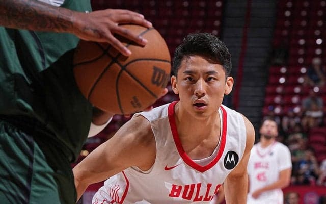 河村勇輝のさらなる成長への課題　「参考になる選手」と元NBAスモールPG解説者が挙げたレジェンドとは？