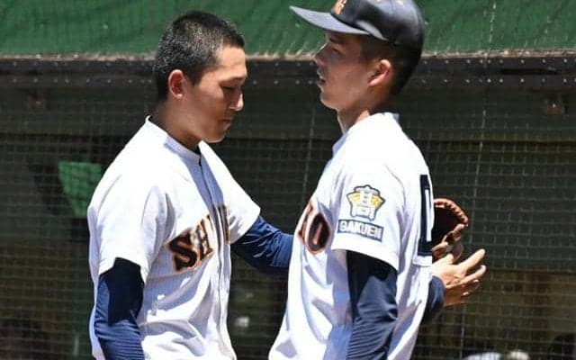 「打たれるときも一緒だな」　神港学園の「二枚看板」は思わず笑った