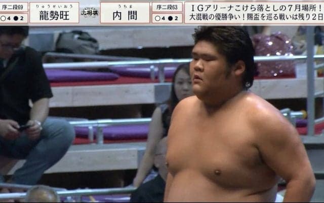 「奇跡の15歳」「すごいな相撲界」中卒力士の“仕上がった筋肉”に驚きの声 身長183センチ・体重158キロの迫力ボディに熱視線