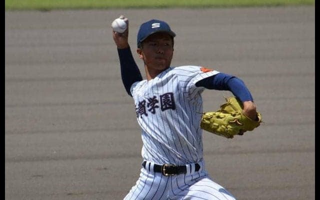 決勝で敗れた滋賀学園、ライバルの2投手が試合後に掛け合った言葉