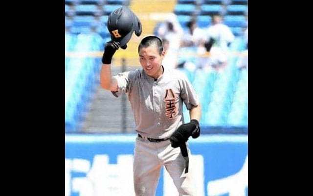 「だんだん心動かされて」逆転打の八王子・伊藤選手、言葉詰まらせる