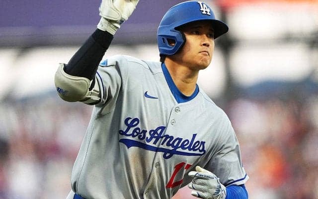 大谷翔平、2試合ぶり38号ソロ　MLB全体トップまであと1本　今季10本目の先頭打者弾　174キロ驚愕アーチに敵地騒然
