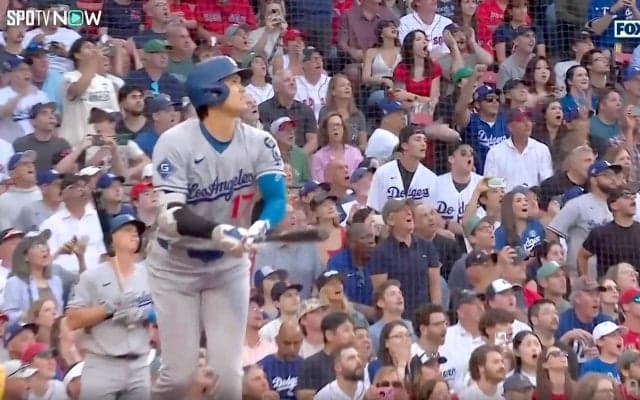 大谷翔平、衝撃38号弾でフェンウェイ・パークが「MVP！ MVP！」 先頭打者でいきなりの最強左腕撃ち…敵地も異様熱狂