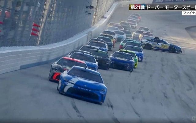 レースが「終わりません！」 残り2周で“またも”…異例の“延長戦追加”を招いた大混乱に実況絶句「まさかこんな最後の最後に荒れるとは」