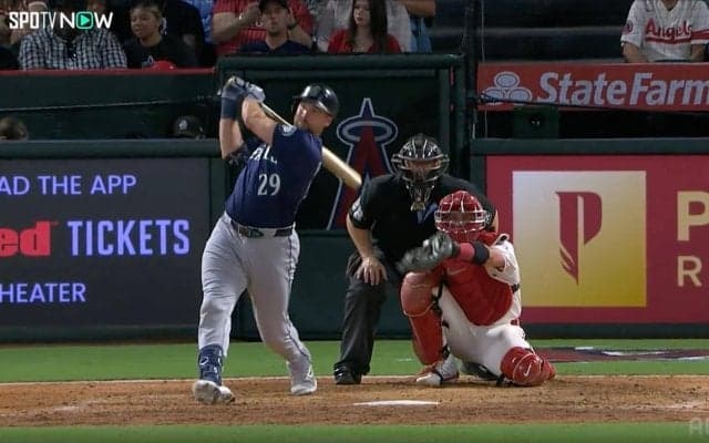 マ軍ローリーが「粉砕した」X騒然 “大谷が打った日に”MLB最速40号…182キロ弾丸ライナーに現地実況「ミサイルのような一撃だ」