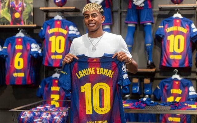 バルセロナがヴィッセル神戸戦のスタメン発表！「新10番」ヤマル、司令塔ペドリ、新加入のJ・ガルシアなど