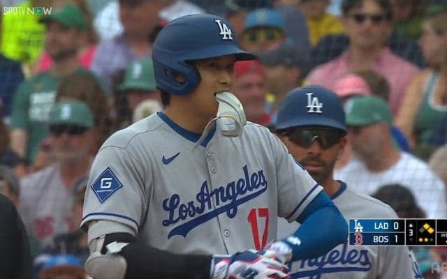 むしろ珍しい？HR量産体制の大谷翔平、“シングルヒット”で逆に注目「ヒットが珍しく感じるのバグ」「単打が珍しいってｗ」