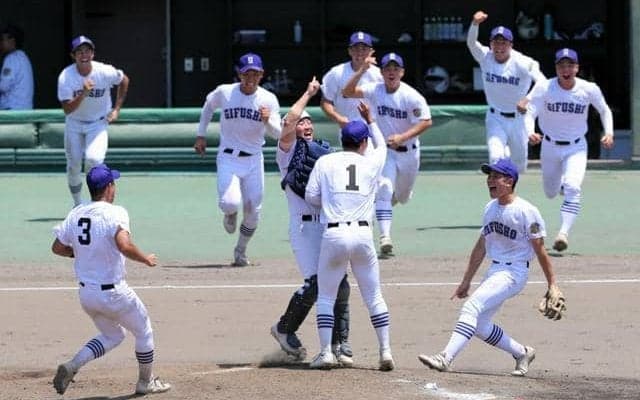 県岐阜商が31回目の甲子園へ　岐阜大会決勝で帝京大可児を破る