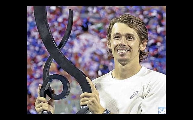  大逆転勝ちで10度目V！「嬉しい」 