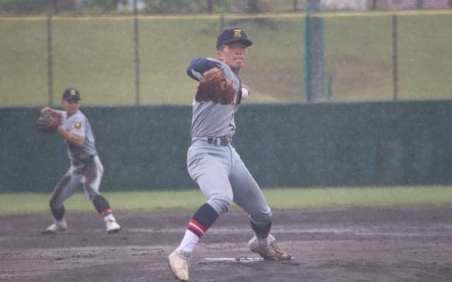 仙台育英、3点リードで5回終了！エースの好投で後半へ！【2025年夏高校野球】
