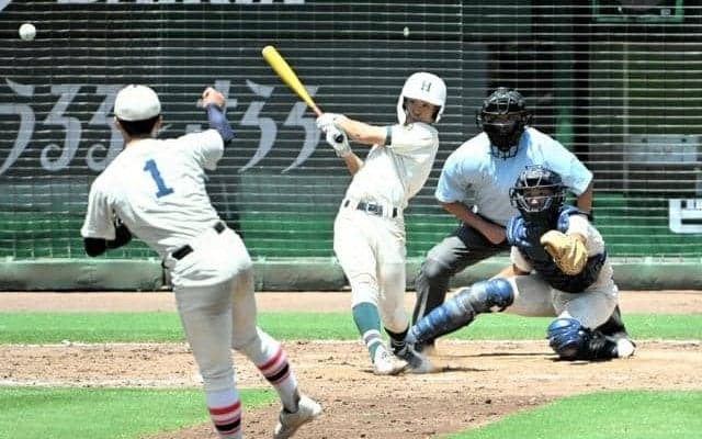 「逆転の報徳」の片鱗、九回2死から追い上げ　橋本主将の意地の一打