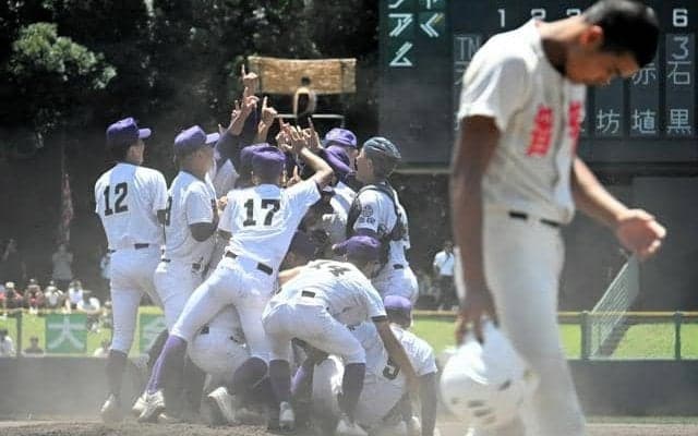 「しんどい時こそ、野球は面白い」　好守で支えた天理・赤埴選手