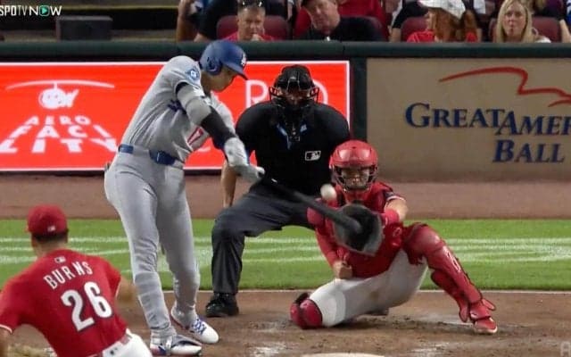 大谷翔平、“軽く振って”178キロ弾丸ライナー「打球はっや」「えぐすぎる」外野手もあたふた…衝撃打球にファン騒然