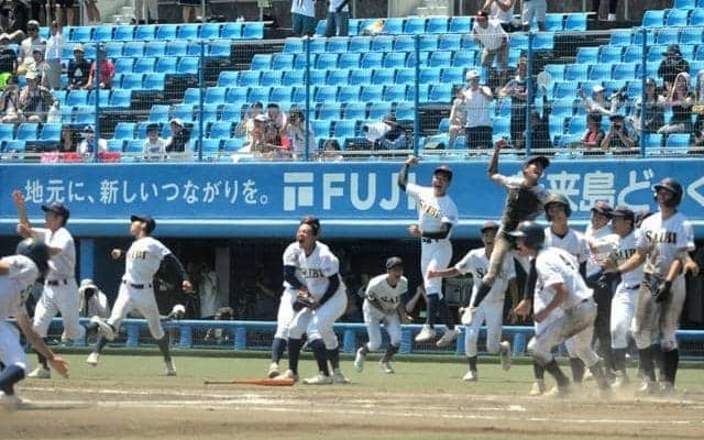済美がサヨナラ勝ちで夏の甲子園へ　松山商は24年ぶりの優勝ならず