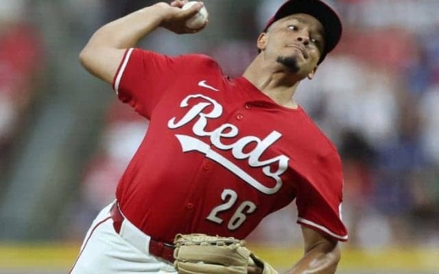 大谷翔平にV打献上も…MLB新怪物驚異の「14.84」　レッズ22歳が球団史上2人目の3試合連続2ケタ奪三振