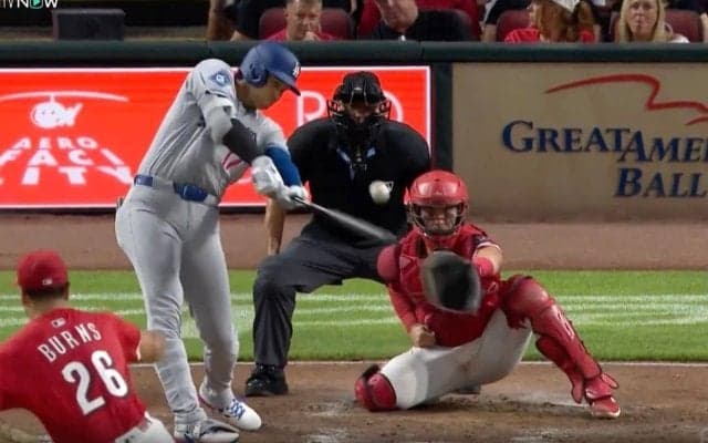 何が起きた？ 大谷翔平、打球がおかしくなる…“まさかの光景”「球が揺れた」ど真ん中失投→怪力スイングで“真っ芯”でぶっ叩く