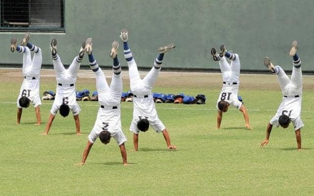毎朝5分、決勝のグラウンドでも　初の甲子園挑む豊橋中央の強打の源