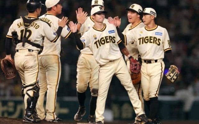 真夏のカウントダウンや！藤川阪神に優勝マジック「39」点灯「タイガースファンには、どんどん盛り上がっていただきたい」