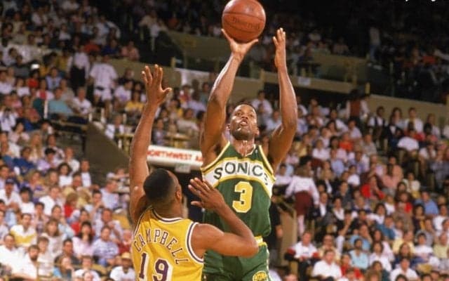 NBA史上初めて3P成功数1000本に達したのはデイル・エリス…歴代最短記録保持者は？