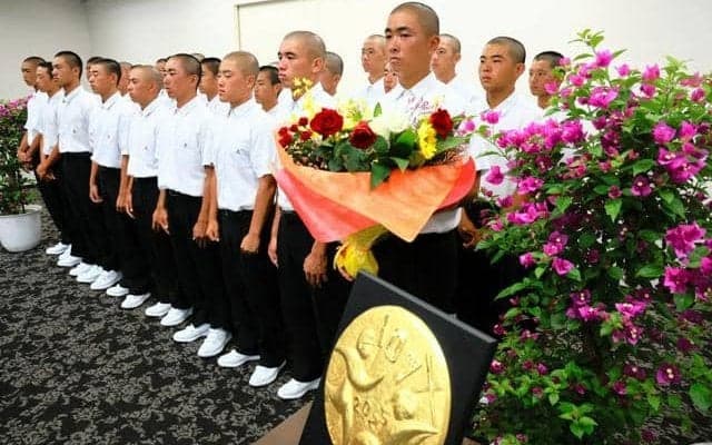 宮崎商、激励を背にいざ甲子園へ