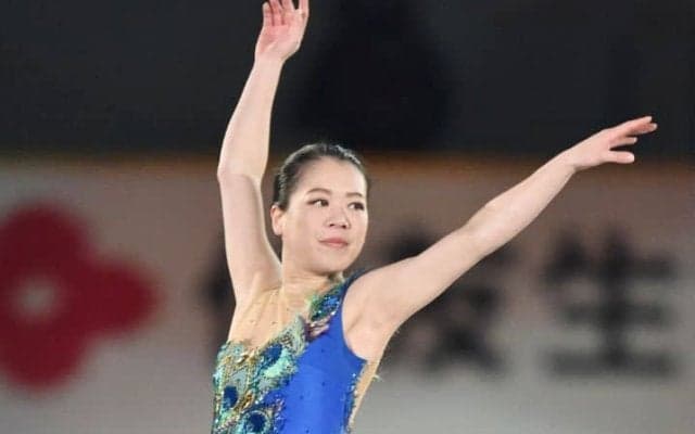 競技生活引退から11年…40歳プロフィギュアスケーターの美背筋に脚光　フォロワー感嘆「あっこちゃん…お背中が美しい」