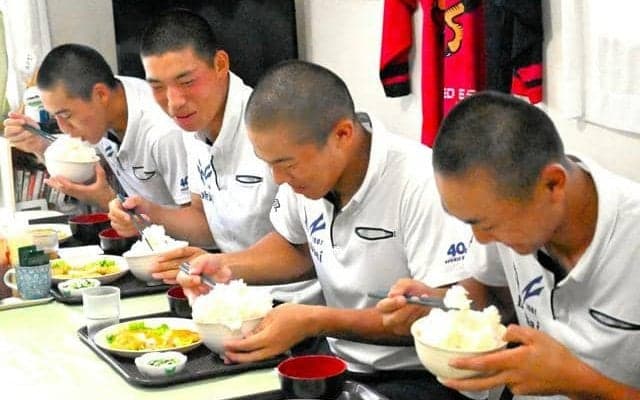 ごはん28人分、1日100合　北海の寮を支える　二つの楽しみは…