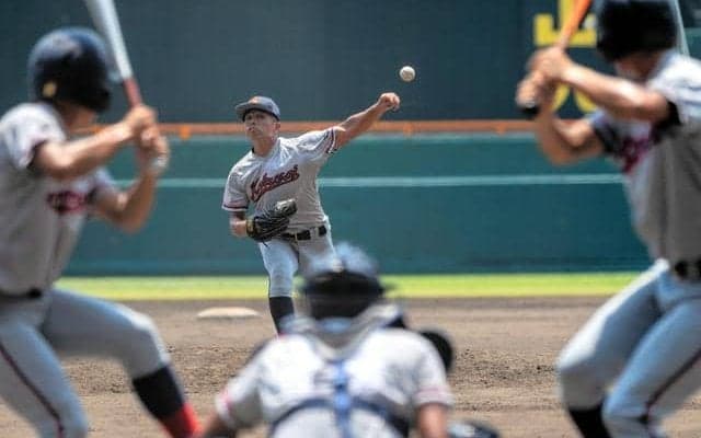 高校野球　大会連覇めざす京都国際が甲子園で練習