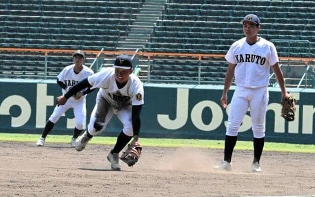 聖地の土踏みしめ、決意新た　鳴門が甲子園練習