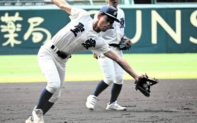 弘前学院聖愛が甲子園公式練習　田崎光太郎主将「今までにない景色」