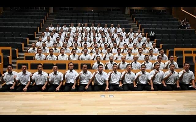 鳥取城北の主将「一戦一戦全力で」　選手ら、甲子園に向けて出発