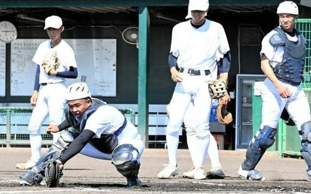 中越が関西入り後、初のチーム練習「そこ、しっかり声出せって」