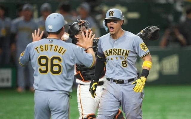 阪神戦で見つかった超人気アイドル　ガチすぎる熱唱…虎党脱帽「見くびってました」