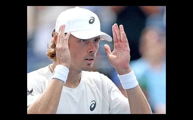  好調維持しマッチ7連勝で8強 