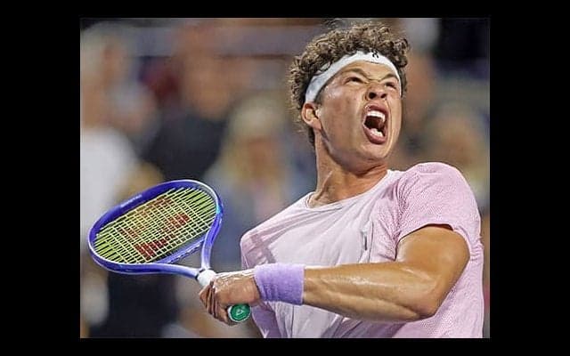  22歳 マッチ100勝達成で初8強 